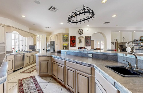 Desert View Casa | Luxurious dog-friendly home with amazing pool, pool spa, & mountain views