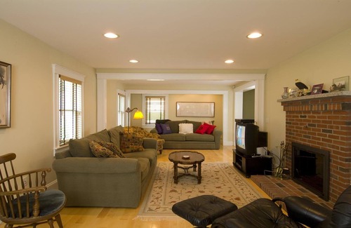 Inman Square Casa | Habitación de vacaciones Cambridge # 3 en una hermosa casa