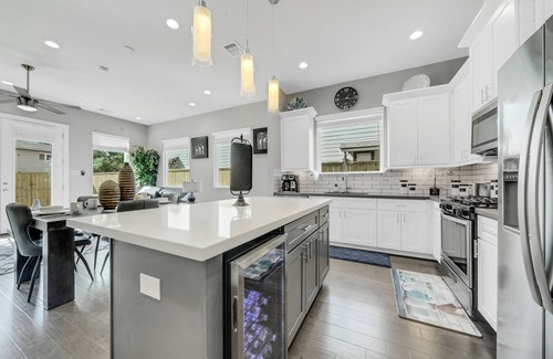 OST - South Union Casa | Luxurious homeaway with Heated Pool Next to the Med Center!!!
