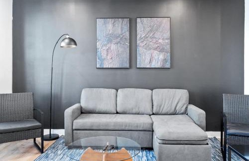 Charlotte Casa | Luxurious King 3BR Townhouse in Uptown Charlotte!