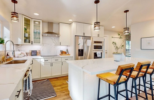 Union Casa | Luxurious & modern fjord vibe home - oasis in Alderbrook Golf and Yacht Resort