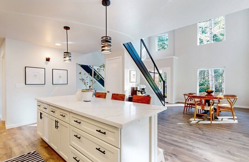 Union Casa | Luxurious & modern fjord vibe home - oasis in Alderbrook Golf and Yacht Resort