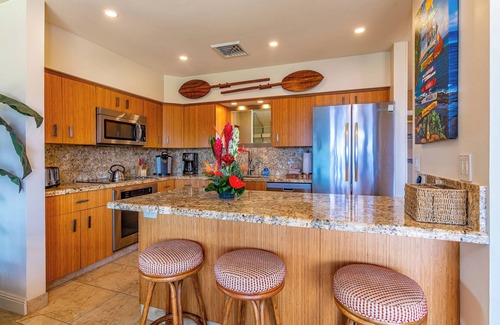 Wailea Condominio | Lujo frente al mar Makena Surf Tres Bedroom Condo - remodelado y actualizado