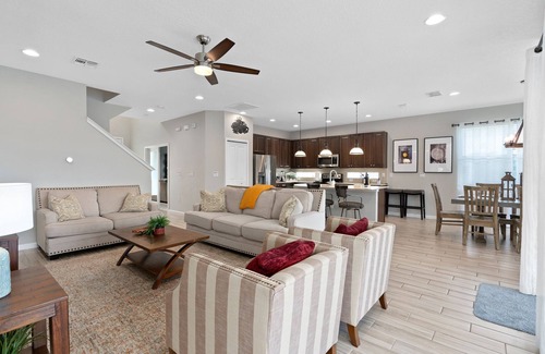 Kissimmee Casa | Luxurious Orlando Kissimmee Mansion for Work Remote or Family Gatherings