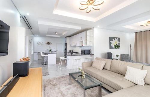 Eikenbosch Casa | Luxurious Penthouse Getaway !