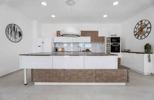 Lokva Rogoznica Villa | Luxurious Seafront Villa on the Omis Riviera - Private Pool, Sauna, Jacuzzi, Gym & Panoramic Views!