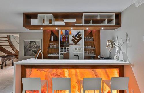 North York Apartamento | Luxurious Spa Retreat - Toronto Escape