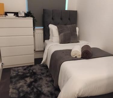 Northumberland Heath Casa | Luxurious space