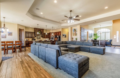Hurricane Casa | Luxurious & spacious house w/ private pool, expansive outdoor space