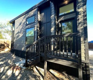 Cottonwood-Verde Village Casa | Luxurious Tiny Home 15 Minutes from Sedona! #25