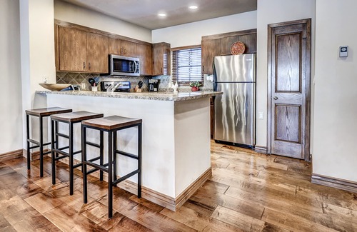 Highlands Townhomes Villa | Lujosa y verdadera casa de campo en las montañas de Ski-In / Ski-Out en Beaver Creek Village