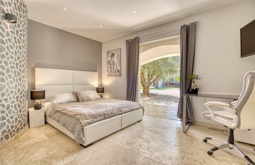 Les Brugassieres Villa | Luxury Villa in the Gulf of St Tropez