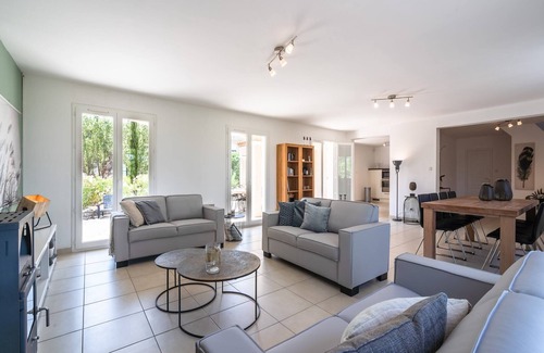 Oupia Villa | Villa de lujo en Oupia con piscina privada