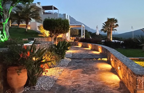 Pefki Villa | Villa de lujo Tholos Creta