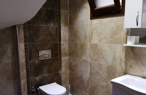 Seferihisar Villa | Lujosa villa con vista panorámica al mar.