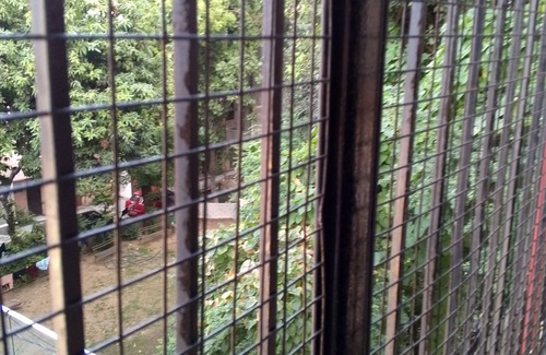 Tilak Nagar Apartamento | Luxurious3BHK+Large Hall+4 Beds+4 Bathrooms+Wifi+Parking+Lift+Metro+PetFriendly