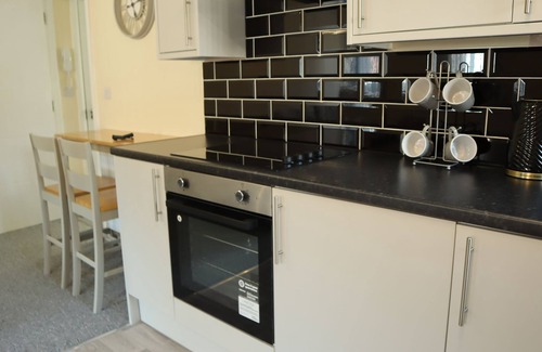 Burton on Trent Apartamento | Luxury 1 & 2 bed open plan apartments with free internet services