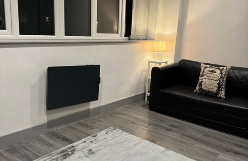 Cannock Apartamento | Luxury 1 BDR Apartment