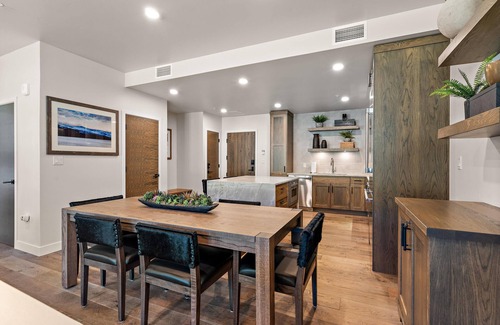 Tamarack Resort Condominio | Luxury 1 BR Condo in the Village with Slopeviews