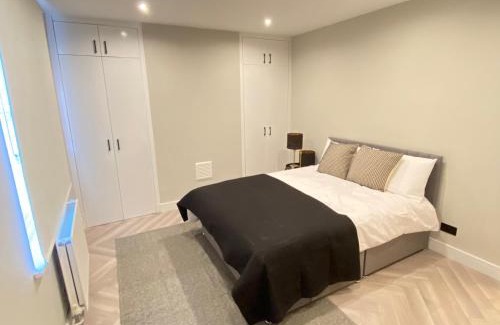 Elephant and Castle Apartamento | Luxury 2 bed 1 bath in Central London by Graceful Apartments