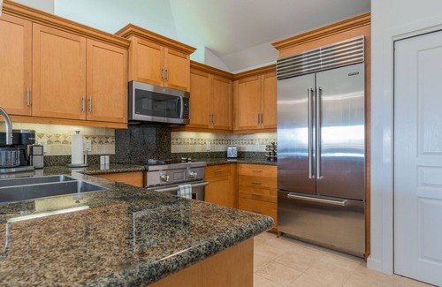 Ko Olina Condominio | Luxury 2 Bed, 2 Bath Ocean View Condo (21C)