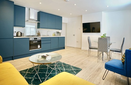 Huntingdon Apartamento | Luxury 2 Bedroom Town Centre Apartment