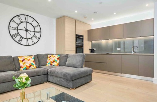 Eltham West Apartamento | Luxury 2 Bedroom Apartment. Free Wifi and Parking