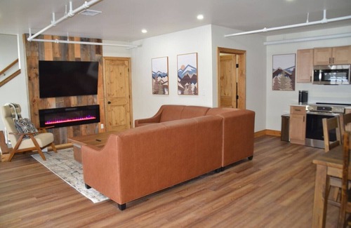 Wilmington Apartamento | Luxury 2 Bedroom Townhome 103