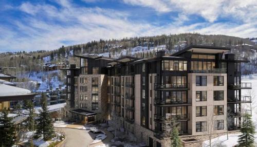 Snowmass Village Casa | Luxury 2bd 2ba Ski In & Ski Out 60