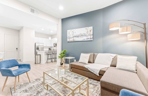 Deep Ellum Apartamento | Luxury 2BD | DT Deep Ellum | 4 Beds | Free Parking