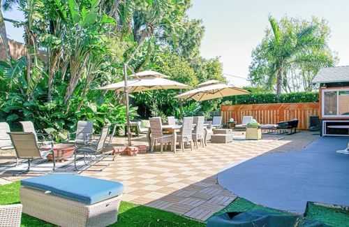 Ladera Heights Casa | Luxury 3+3 with Car + Chef Option