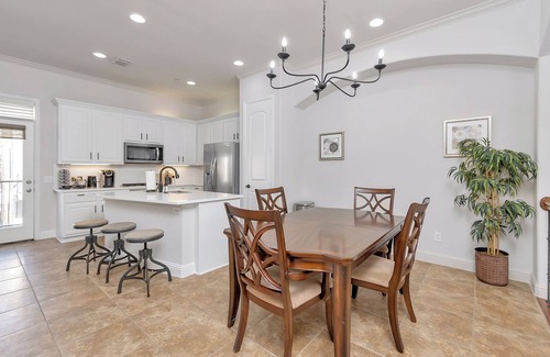 Legacy Park Casa | Luxury 3-bedroom corporate townhome with WiFi, AC, garage at The Shops at Legacy