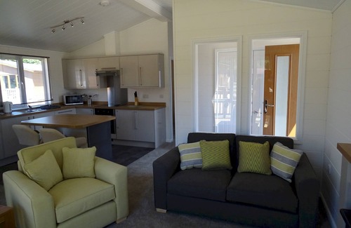 King's Lynn Casa | Three Bedroom Lodge 11
