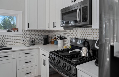 Lakeside Casa | Luxury 3 Home Estate in Lakeside with Heated pool, Hot tub & Putting green.