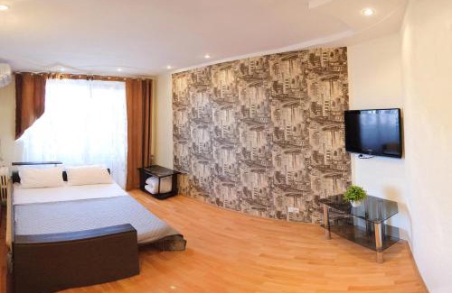 Sukhinovka Apartamento | Luxury 3 Rooms Apartments in Center by Green House
