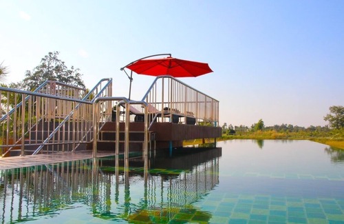 Udon Thani Villa | Villa de lujo de 4 dormitorios con piscina totalmente equipada ubicada en los campos de arroz de Isan