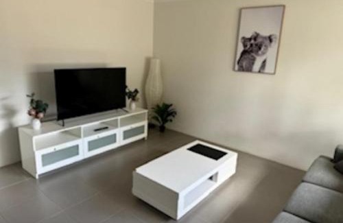 Wellard Casa | Luxury 4 bedroom house in Wellard only 30 minutes from Perth City
