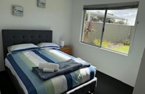 Wellard Casa | Luxury 4 bedroom house in Wellard only 30 minutes from Perth City