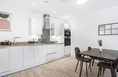 Maidstone Apartamento | Luxury 5 bed Apt in Maidstone, sleeps 6 with free parking.