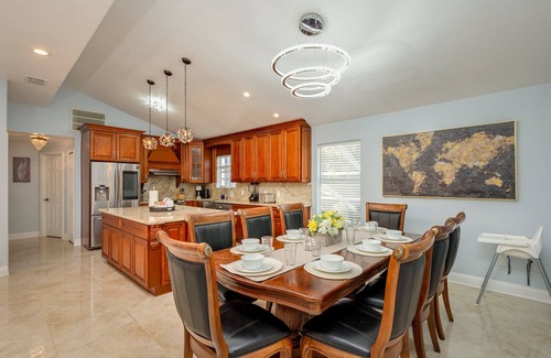 Dunedin Casa | Luxury 5 Bedroom Dunedin home ~ TWO full kitchens, heated pool, hot tub!