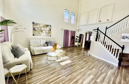 Spring Valley Casa | Luxury 5B Huge House. Sleep 10, 15min from Strip.