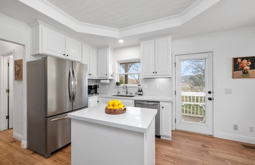 Atascadero Casa | Luxury 5BR Great Location Sleeps 15