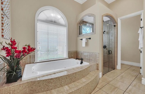 Reunion Casa | Luxury 6 Bedroom House in Reunion Resort