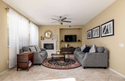 Menifee Casa | Luxury 6-Bedroom Oasis w 3-Car Garage, Spacious Yard close to Everything