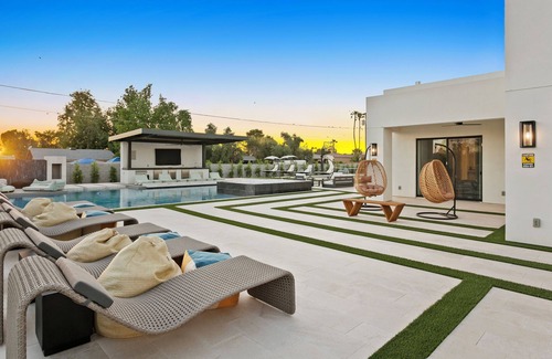 Central Scottsdale Casa | Luxury 6BR Villa w/ Pickleball Court & Heated Spa!