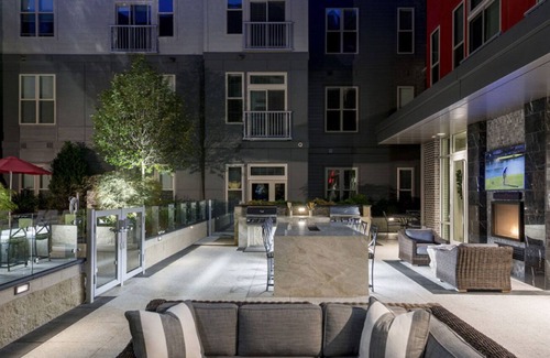 North Cambridge Apartamento | Luxury and Spacious Alewife 2Bed2Bath w/ W/D and Gym, by Bluegorund