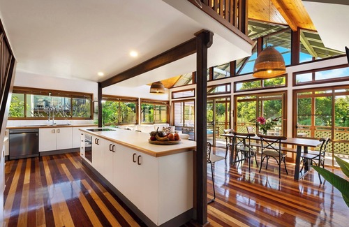 Angourie Villa | Luxury Angourie Villa! Dream location, WiFi, the ideal couples retreat +++