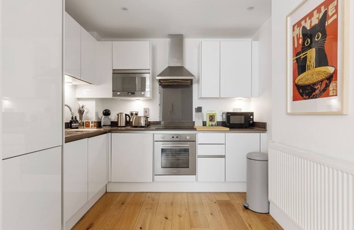Canning Town Apartamento | Luxury Apartment - 5 Mins to Canary Wharf & Excel