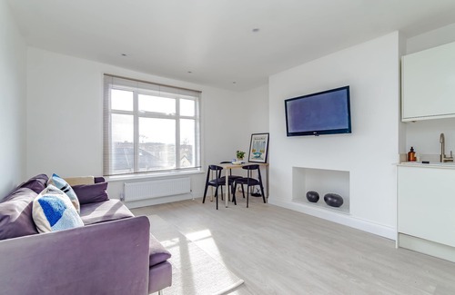 Broad Green Apartamento | Luxury apartment with workspace