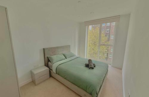 Elephant and Castle Apartamento | Luxury Apartment with Private Balcony in Zone 1
